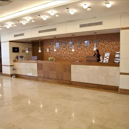 Tav Airport 4* איסטמבול