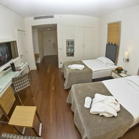 Tav Airport Hotel 4*